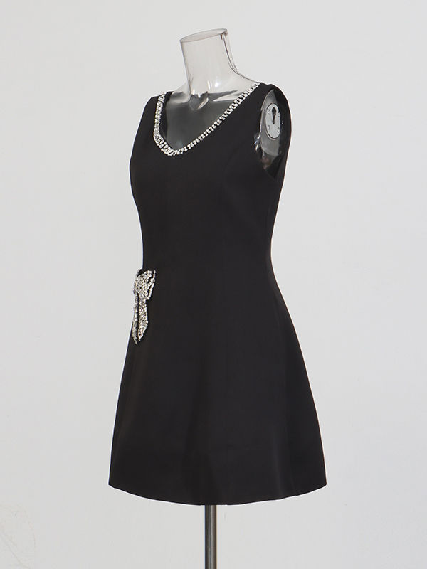 TWOTWINSTYLE Solid V Neck Spliced Diamond Bow Chic Mini Dress