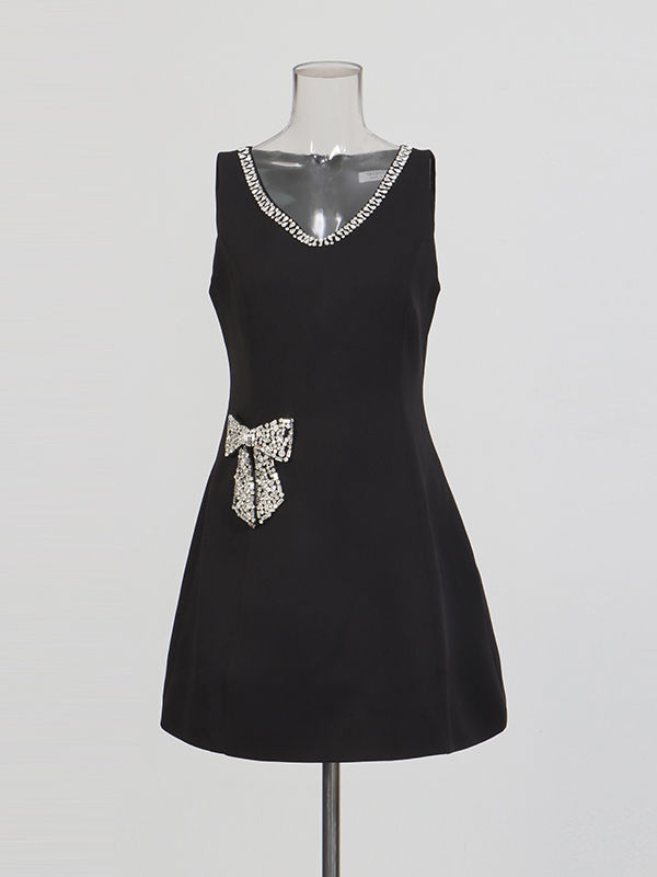 TWOTWINSTYLE Solid V Neck Spliced Diamond Bow Chic Mini Dress
