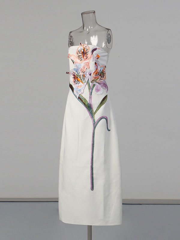 TWOTWINSTYLE Solid Sleeveless Spliced Embroidered Patch Tunic Elegant Dress