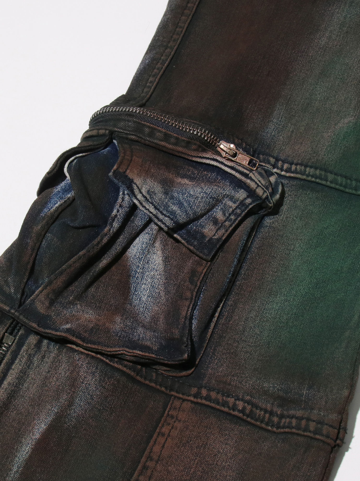 TWOTWINSTYLE Hit Color Spliced Pocket Fashion Denim Pants