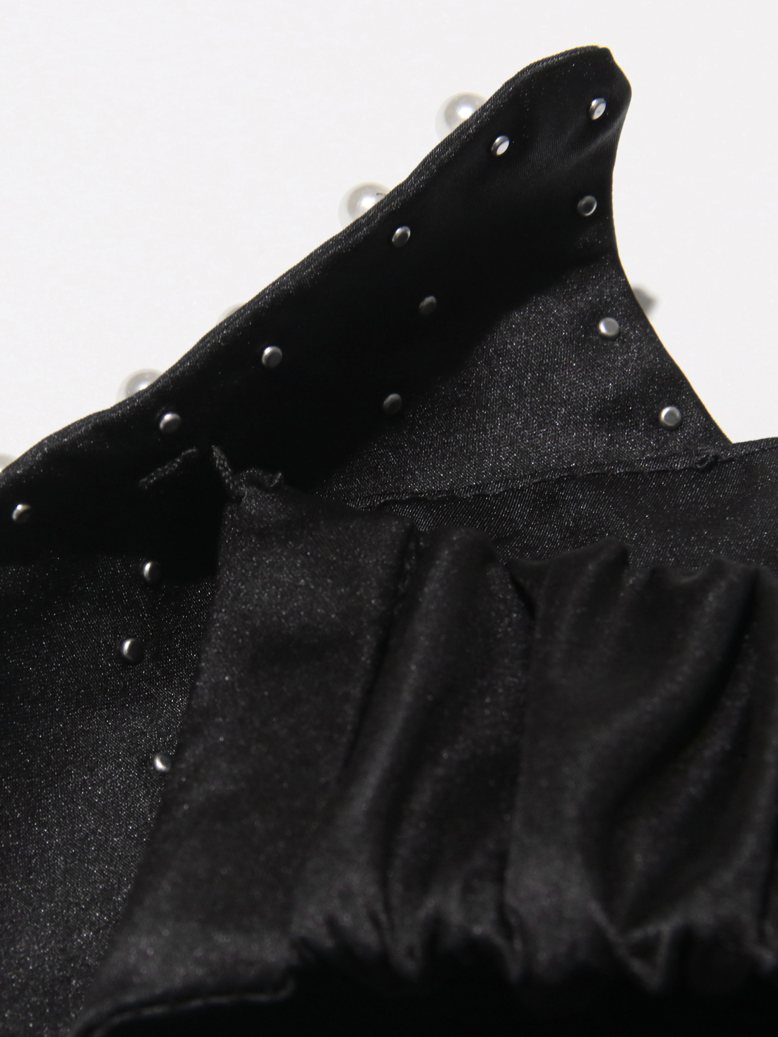 TWOTWINSTYLE Off Shoulder Patchwork Pearl Sexy Vest