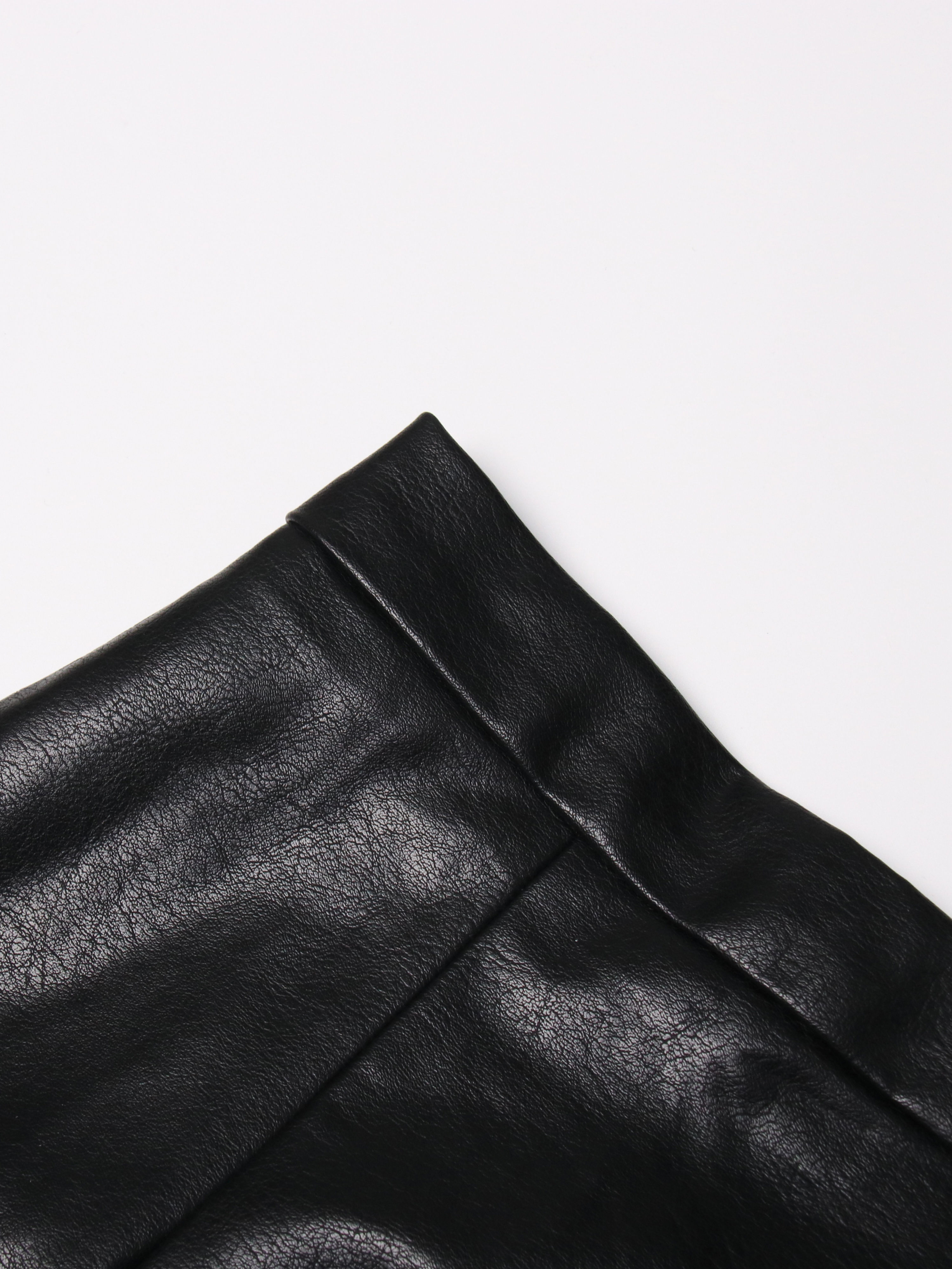 TWOTWINSTYLE Patchwork Pu Leather Pleated Designer Skirt