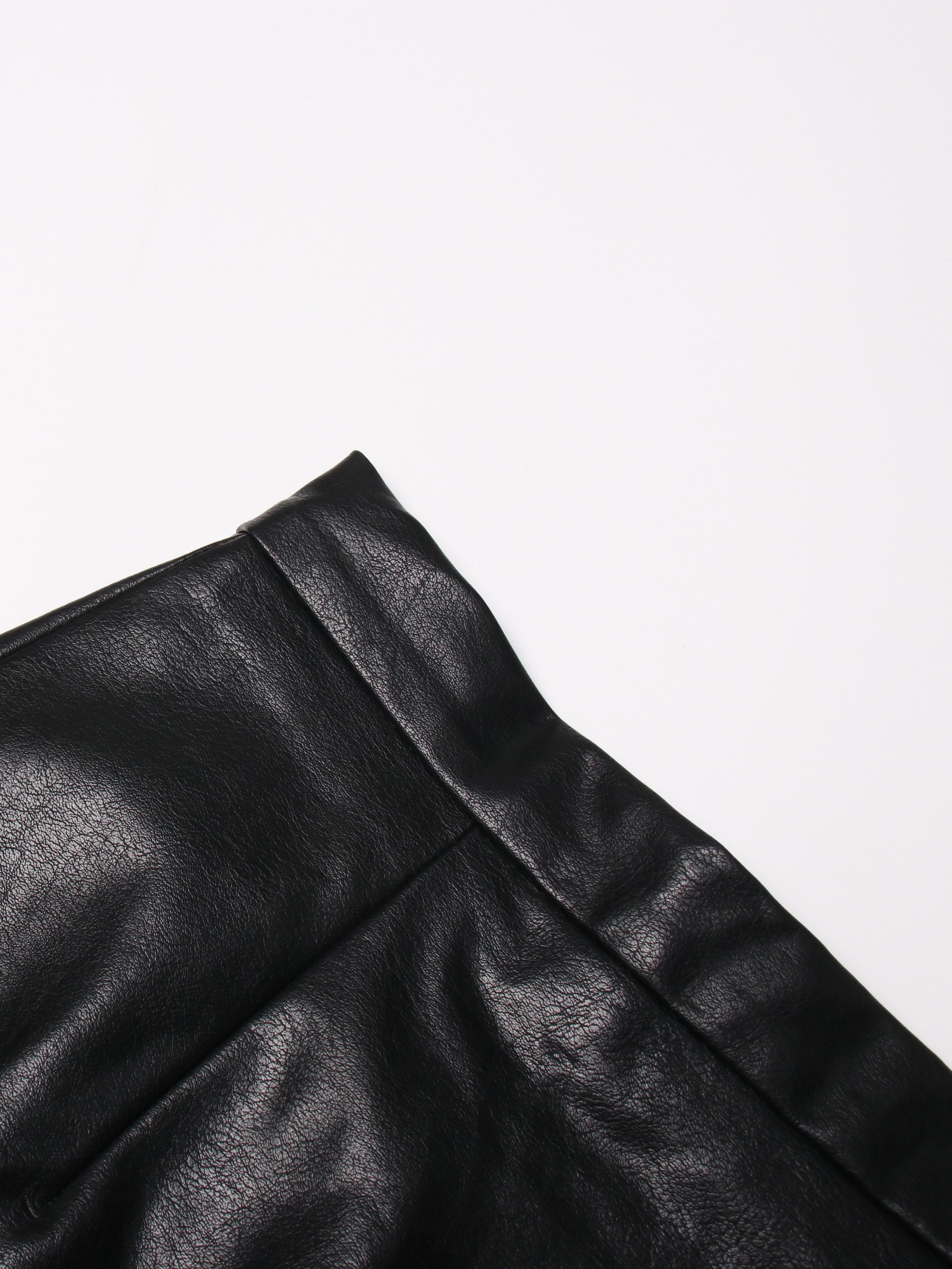 TWOTWINSTYLE Patchwork Pu Leather Pleated Designer Skirt