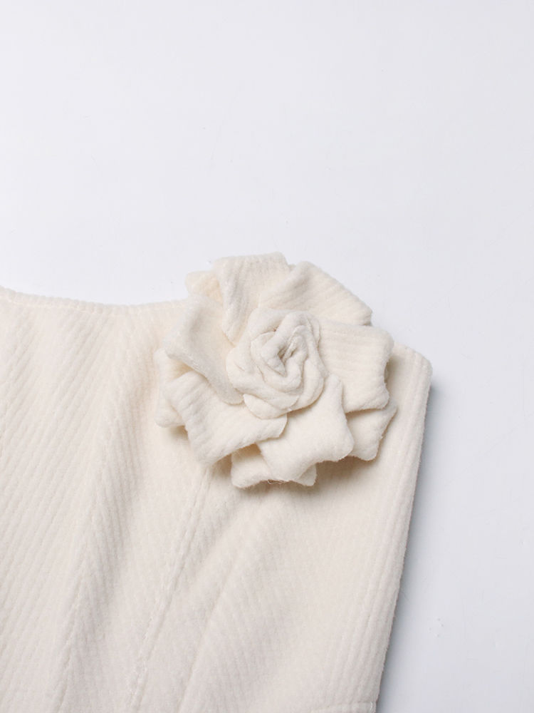 TWOTWINSTYLE Off Shoulder Patchwork 3D Flower Top Loose Pants Fashion Two Piece Set