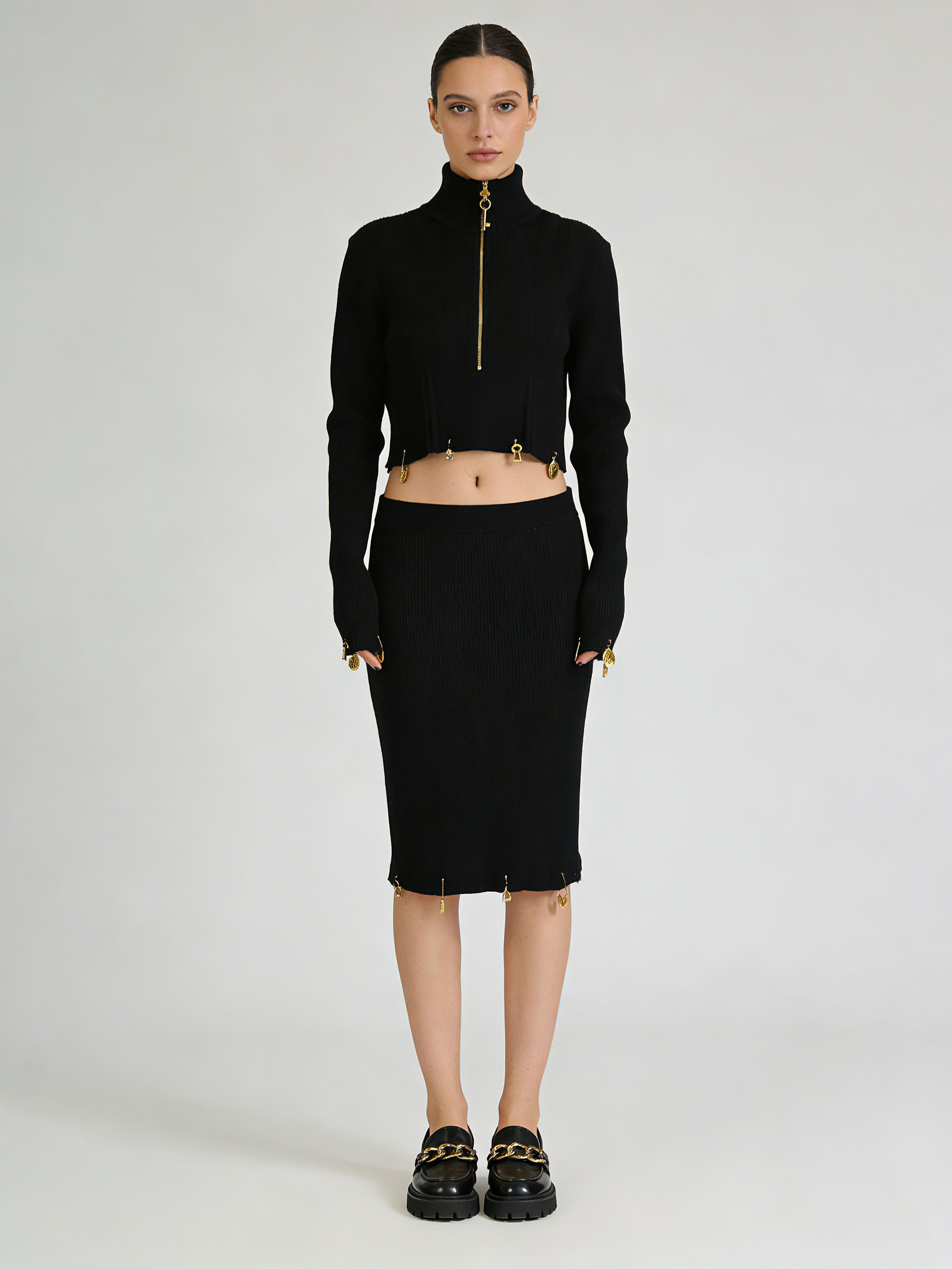 TWOTWINSTYLE Turtleneck Spliced Pendant  Crop Top Solid Skirt Fashion Two Piece Set