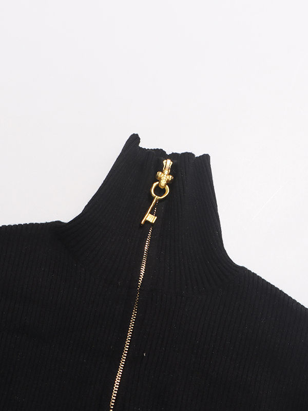 TWOTWINSTYLE Turtleneck Spliced Pendant  Crop Top Solid Skirt Fashion Two Piece Set