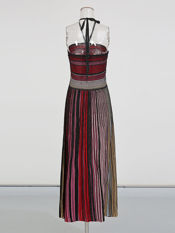 TWOTWINSTYLE Striped Backless Maxi Dress