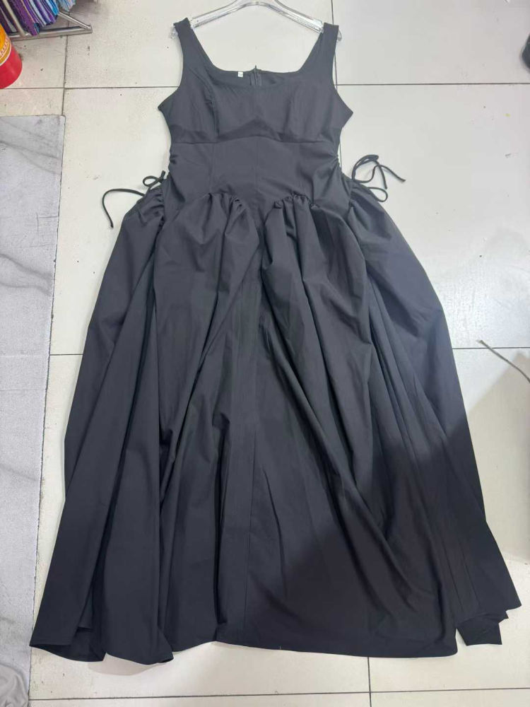 TWOTWINSTYLE Sleeveles High Waist Spliced Bowknot Designer Dress