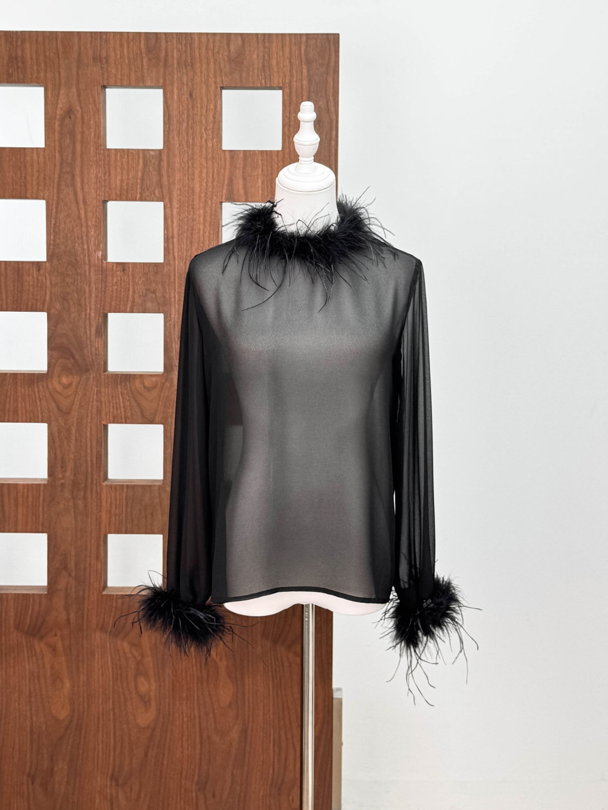 TWOTWINSTYLE Long Sleeve Patchwork Feathers Loose T Shirt