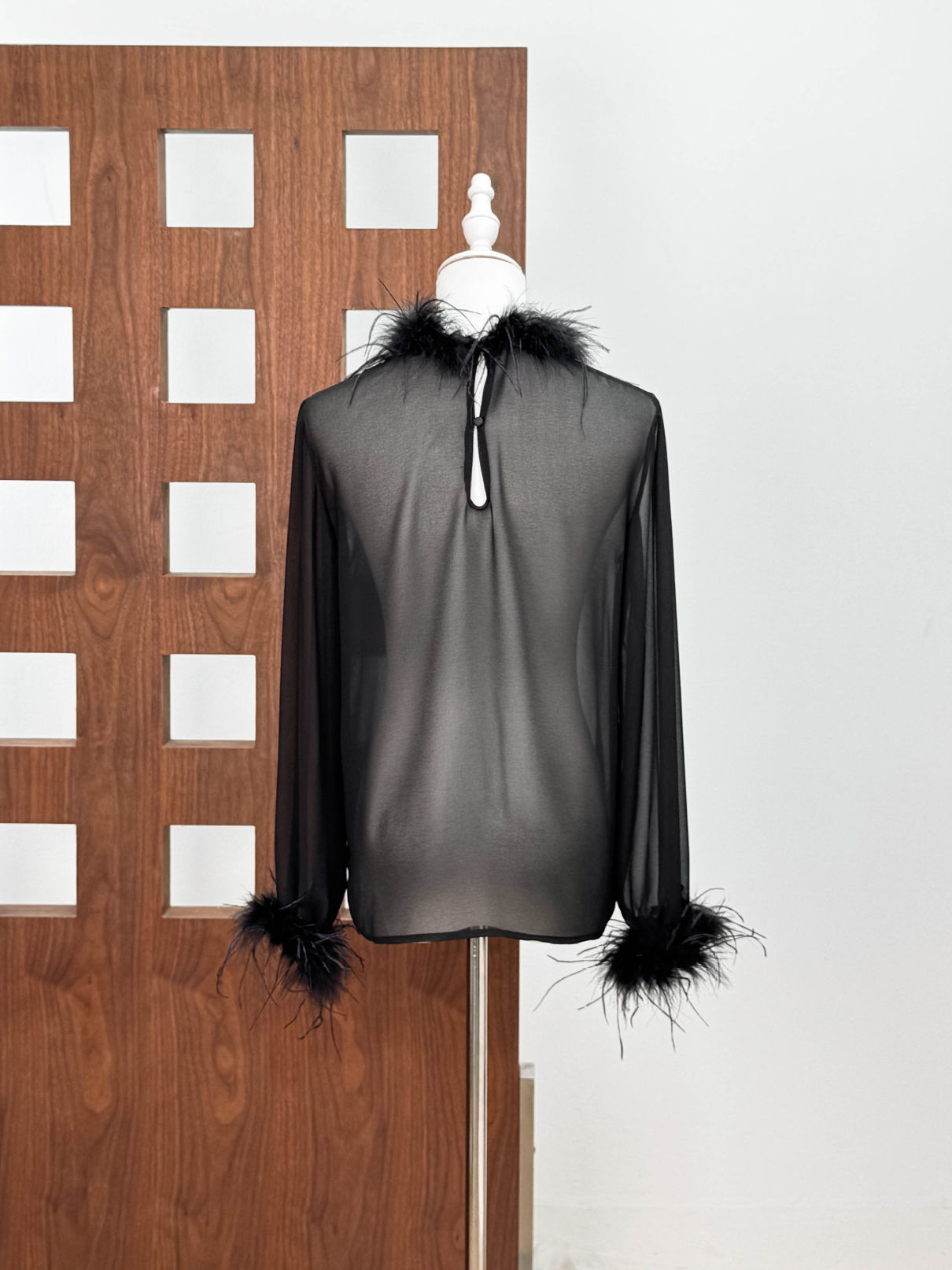 TWOTWINSTYLE Long Sleeve Patchwork Feathers Loose T Shirt