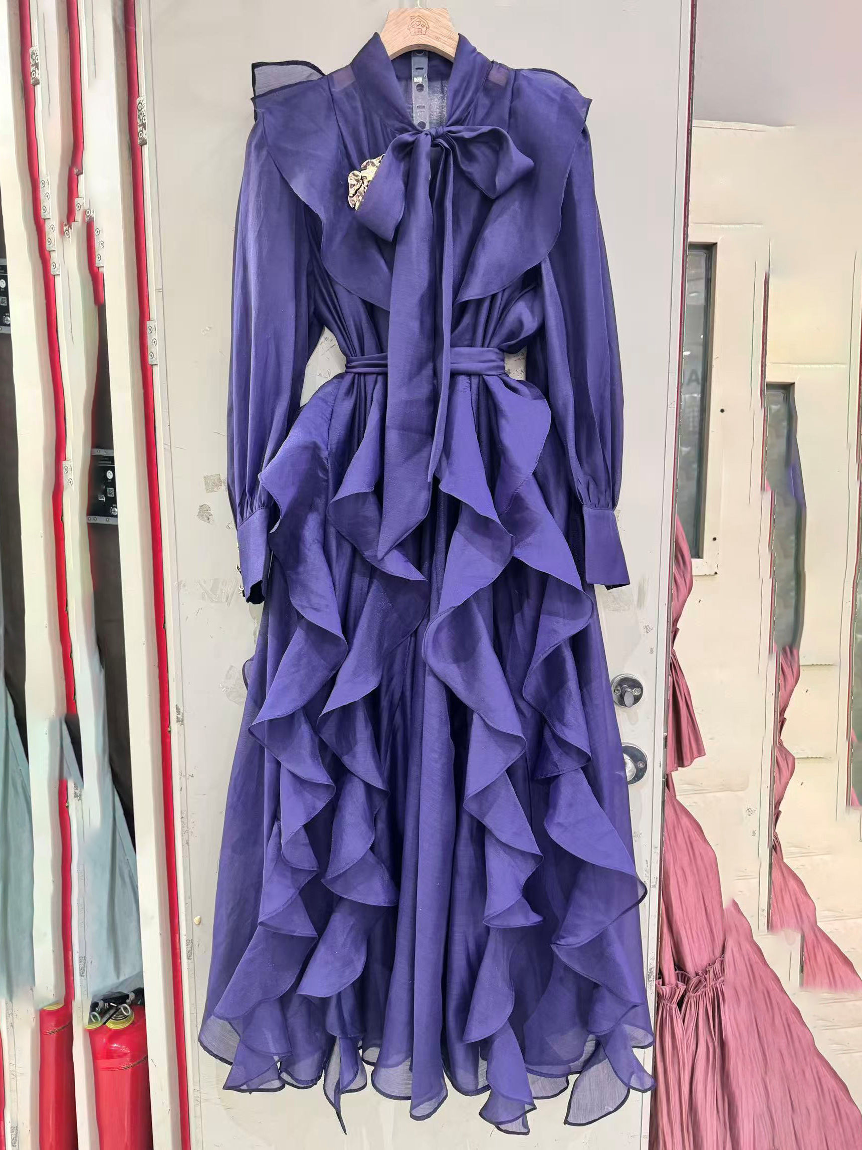 TWOTWINSTYLE Solid Spliced Metal Patchwork Ruffles Vintage Dress