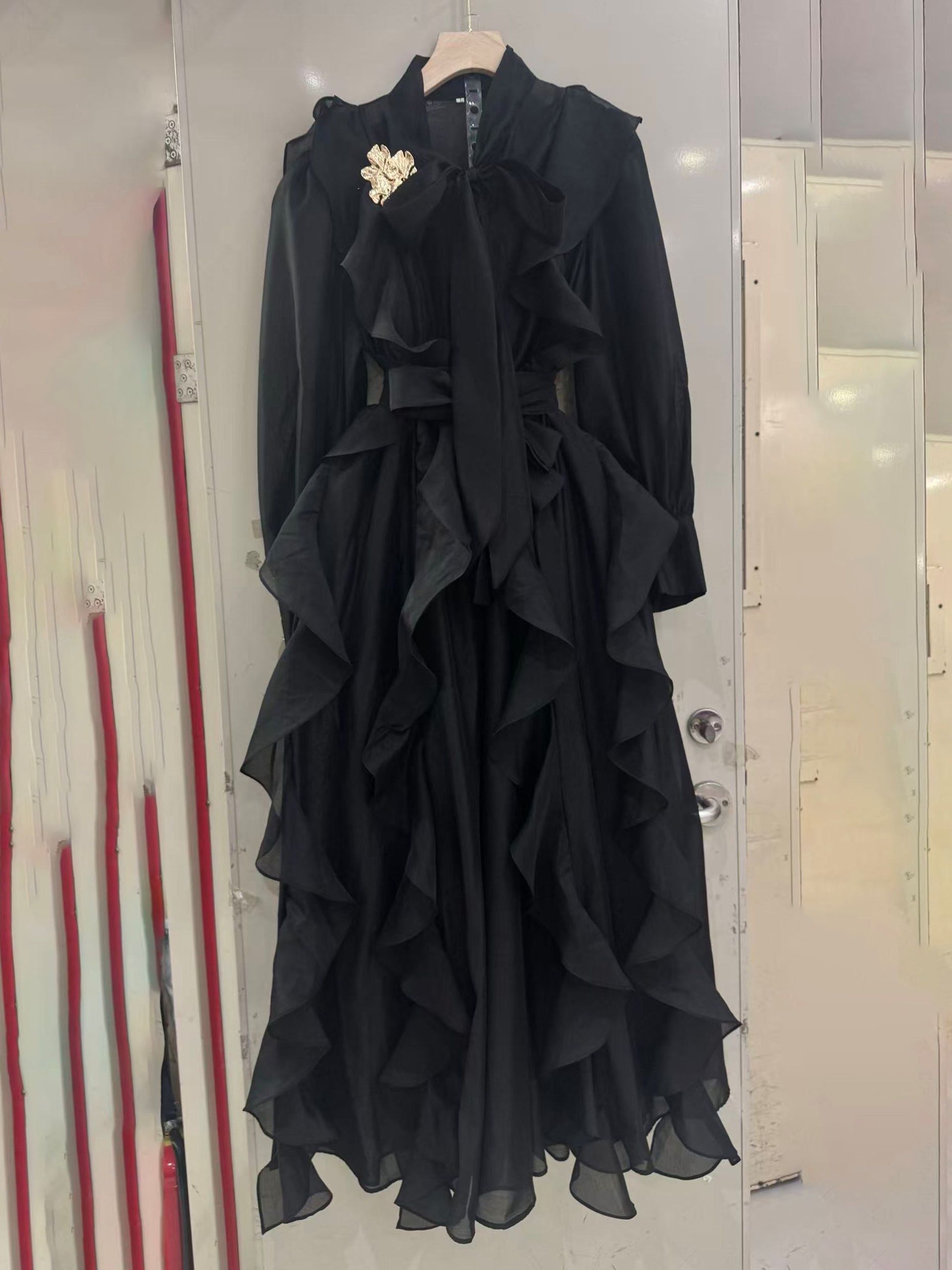 TWOTWINSTYLE Solid Spliced Metal Patchwork Ruffles Vintage Dress