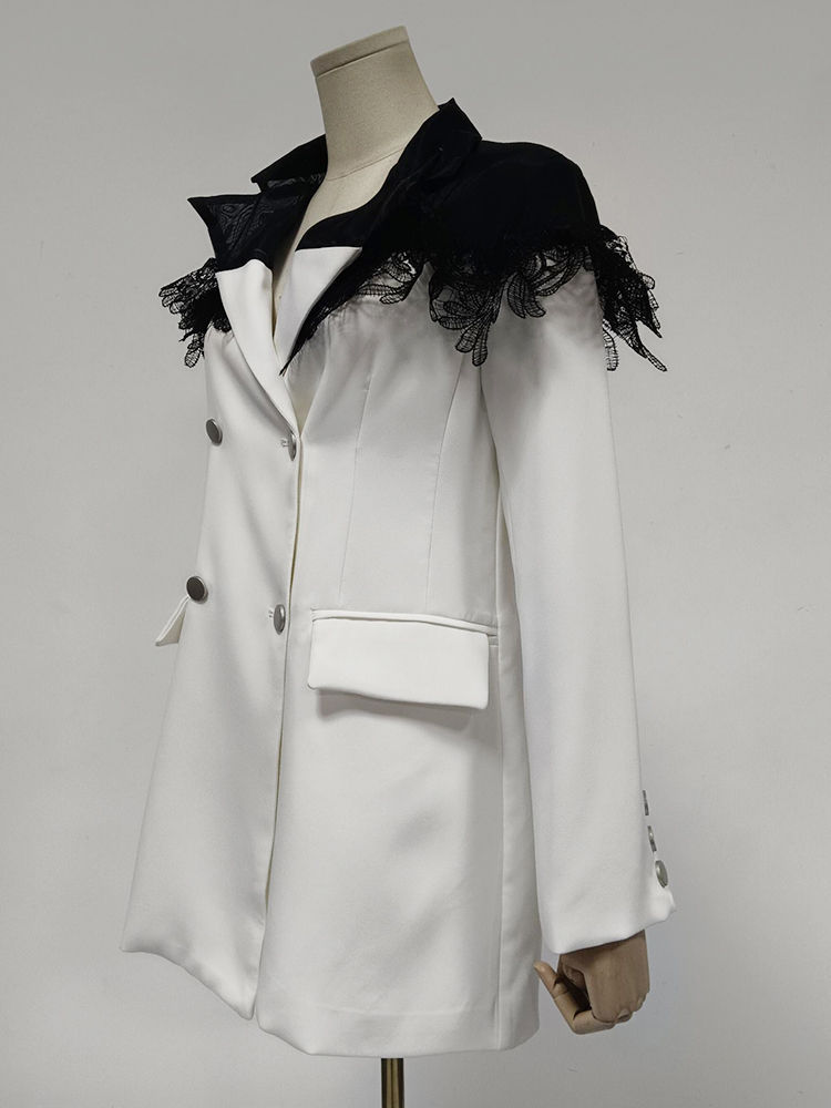 TWOTWINSTYLE Lapel Hit Color Spliced Lace Temperament Coat