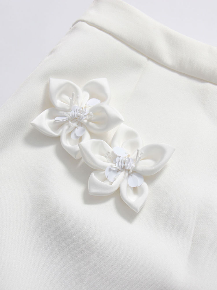 TWOTWINSTYLE Lapel Spliced 3D Flower Top Solid High Waist Skirt Elegant Set