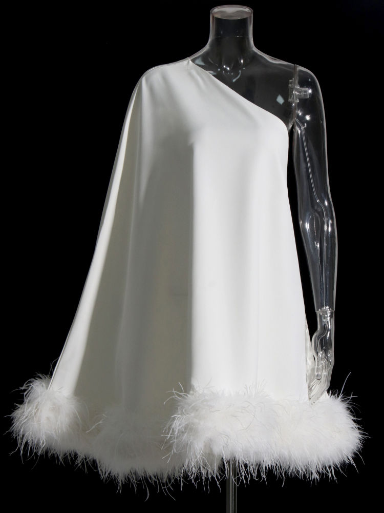TWOTWINSTYLE Off One Shoulder Patchwork Fur Fashion Dress
