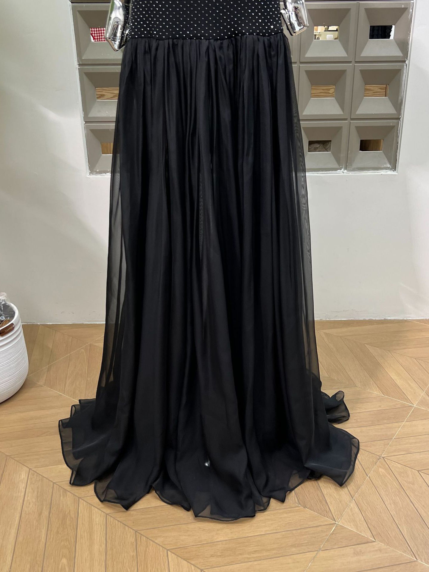 TWOTWINSTYLE Off Shoulder Top Spliced Diamond Skirt Elegant Two Piece Set