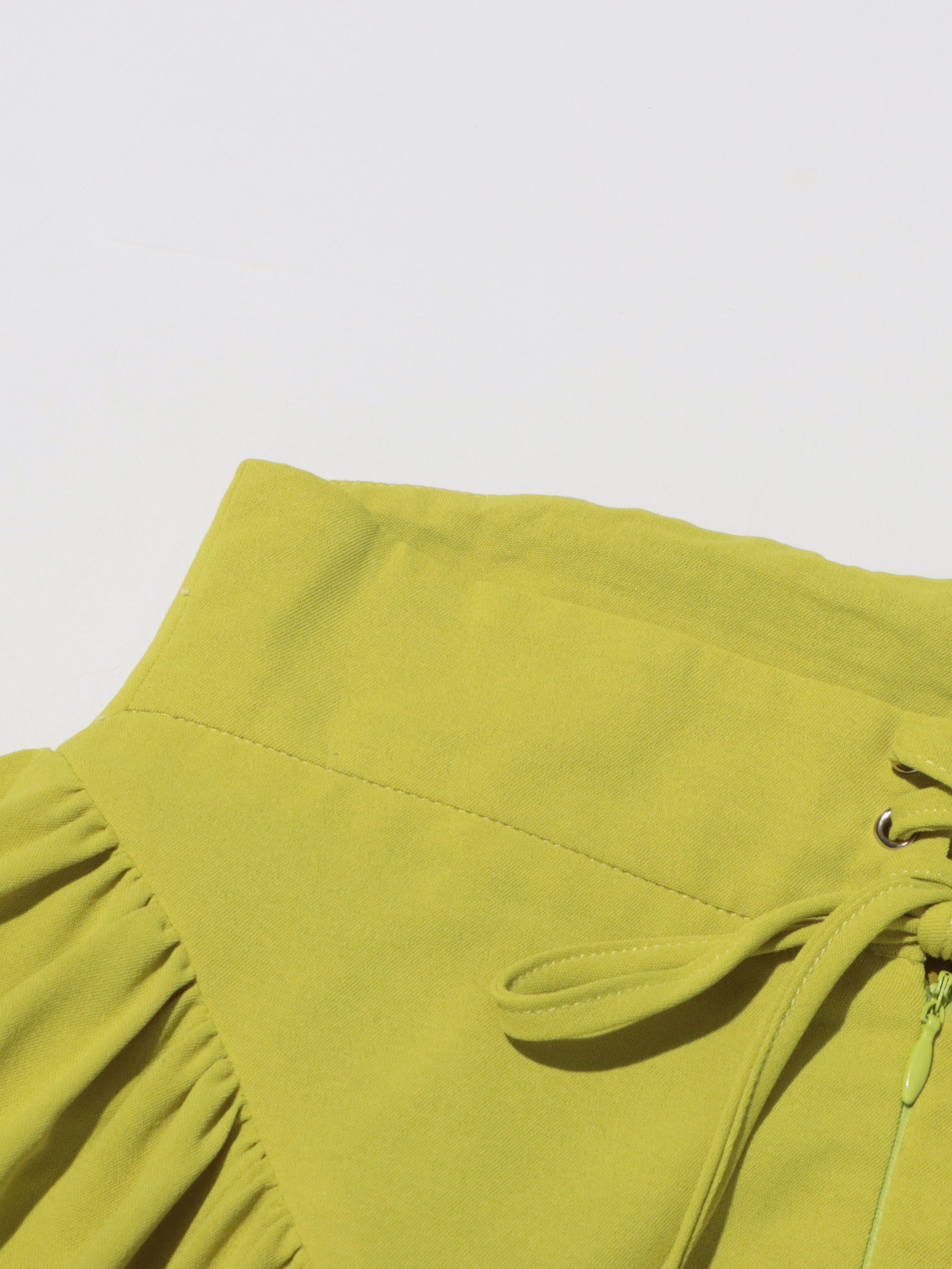 TWOTWINSTYLE Round Neck Spliced Pleated Top High Waist Skirt Sexy Set