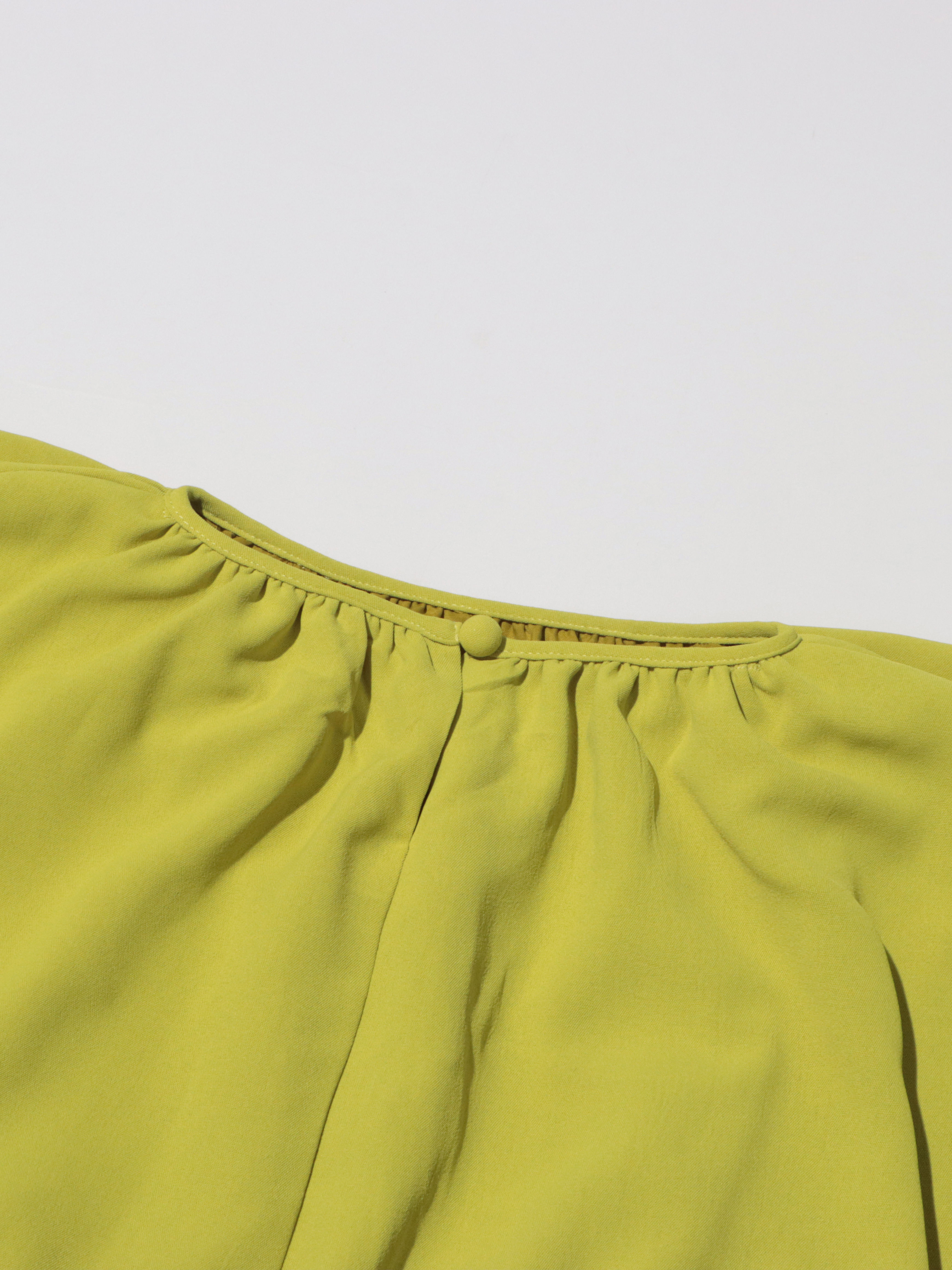 TWOTWINSTYLE Round Neck Spliced Pleated Top High Waist Skirt Sexy Set