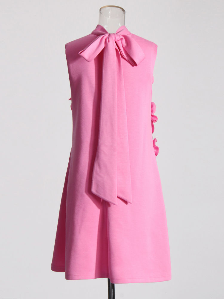 TWOTWINSTYLE Solid Stand Collar Sleeveles Designer Dress