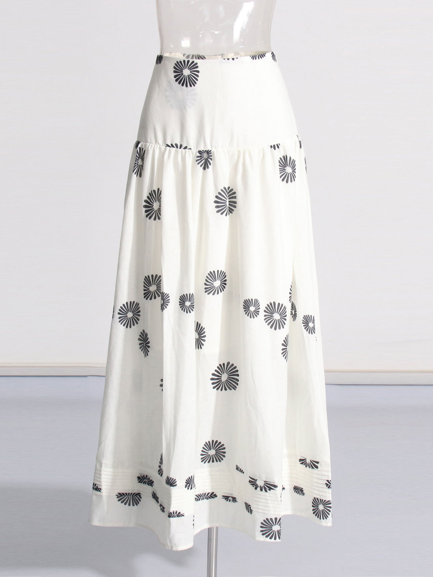 TWOTWINSTYLE Square Neckline Crop Top Patchwork Print Skirt Vintage Set