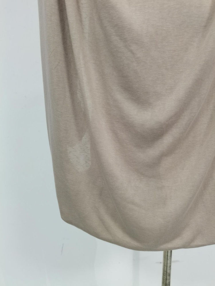 TWOTWINSTYLE Solid Deep V Neck Sleeveles Ruched Designer Dress