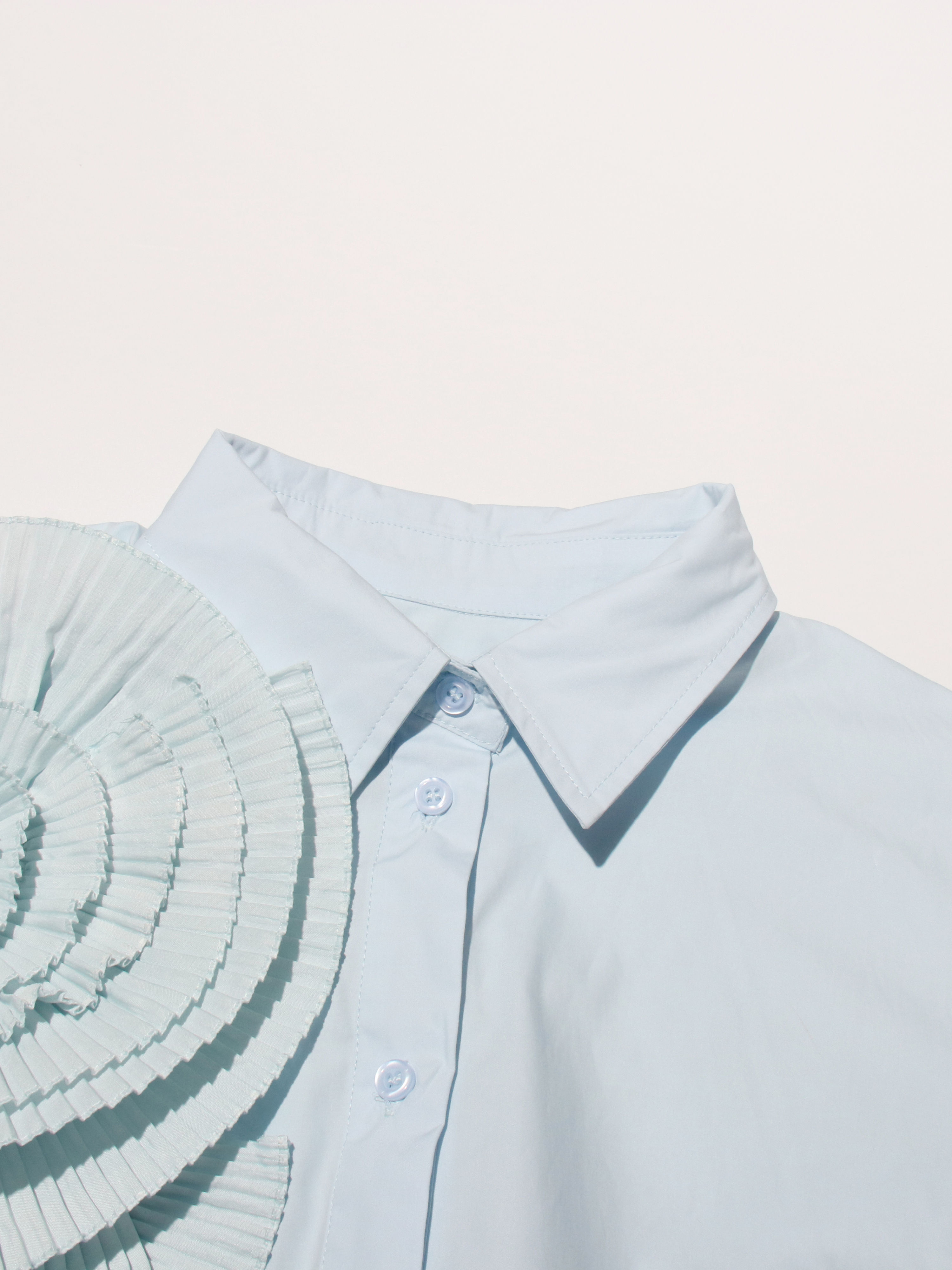 TWOTWINSTYLE Lapel Irregular Hem Spliced 3D Flower Casual Shirt