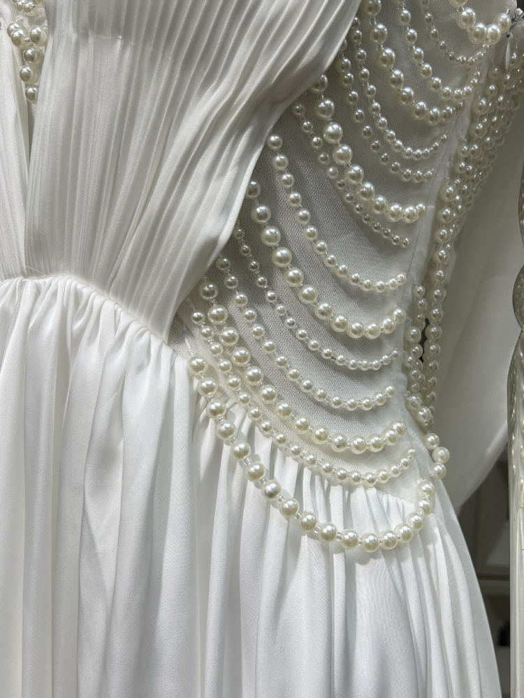TWOTWINSTYLE Sleeveles Spliced Pearl Irregular Hem Fashion Dress