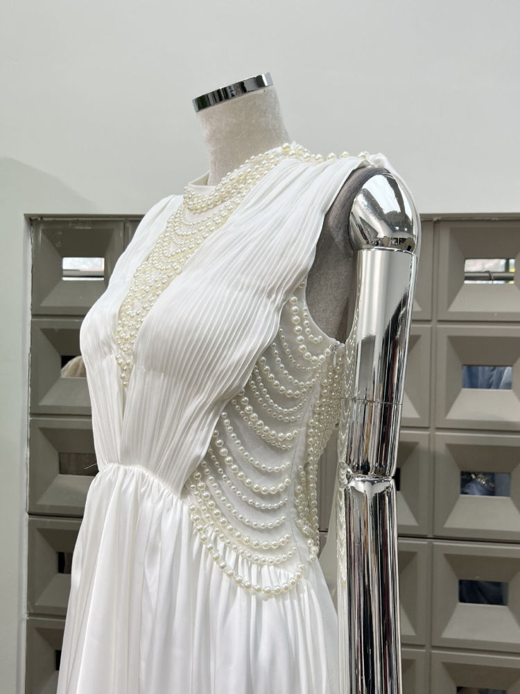 TWOTWINSTYLE Sleeveles Spliced Pearl Irregular Hem Fashion Dress