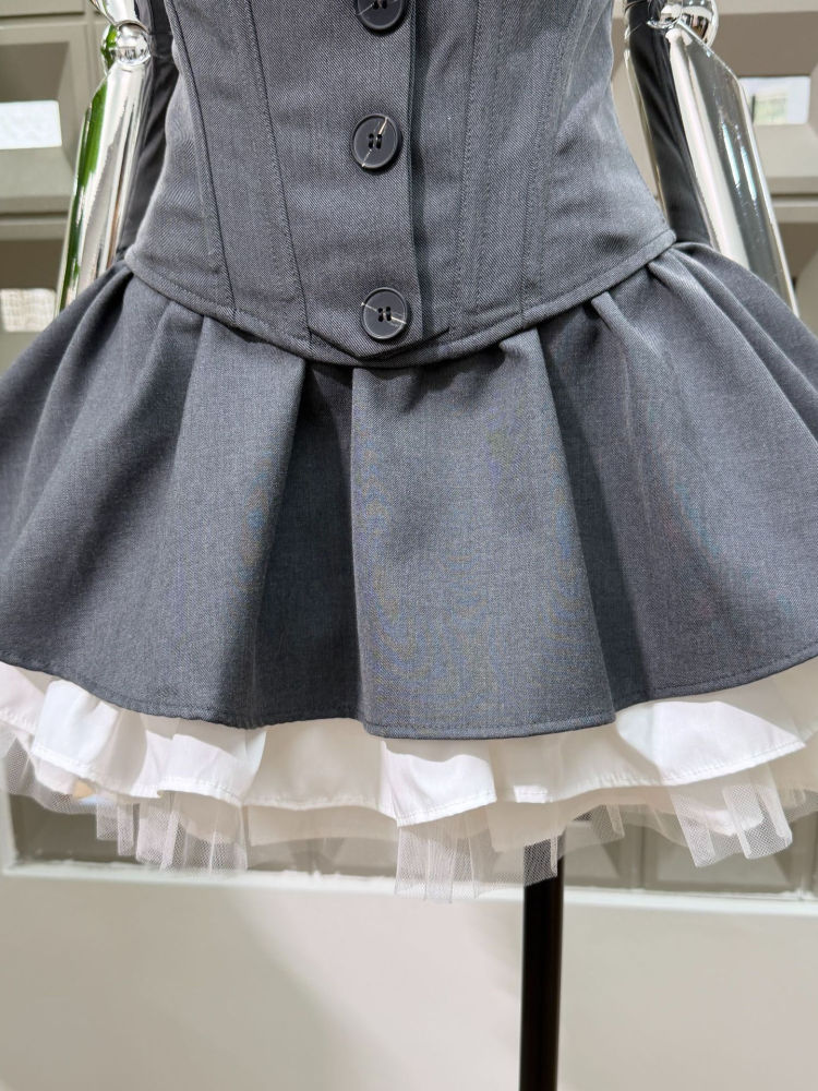 TWOTWINSTYLE Strapless Tunic Vest Hit Color High Waist Skirt Fashion Set