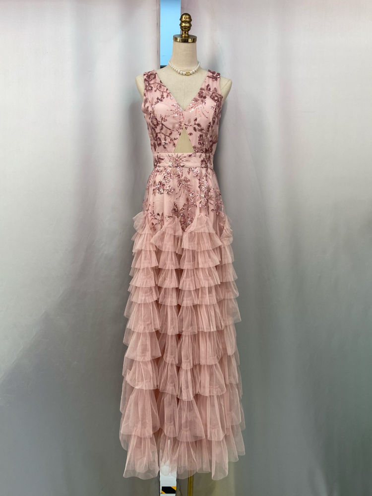 TWOTWINSTYLE V Neck Patchwork Mesh And Sequins Designer Dress