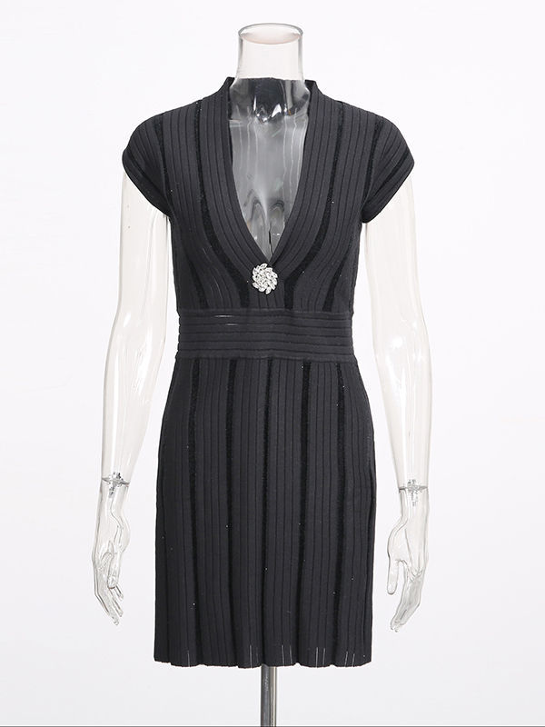 TWOTWINSTYLE Sleeveless Spliced Metal Decoration Elegant Dress