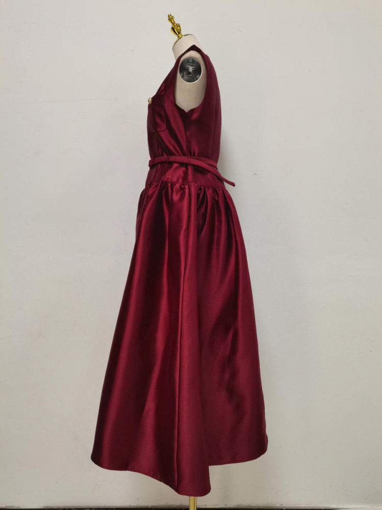 TWOTWINSTYLE Minimalist Sleeveless High Waist Elegant Dress