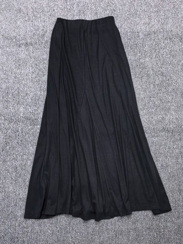 TWOTWINSTYLE Long Sleeve Irregular Hem Top Loose Skirt Fashion Set