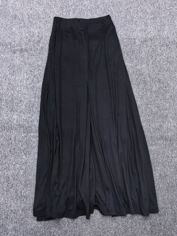 TWOTWINSTYLE Long Sleeve Irregular Hem Top Loose Skirt Fashion Set