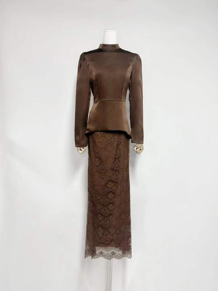 TWOTWINSTYLE Stand Collar Long Sleeve Tunic Top Spliced Lace Skirt Vintage Set