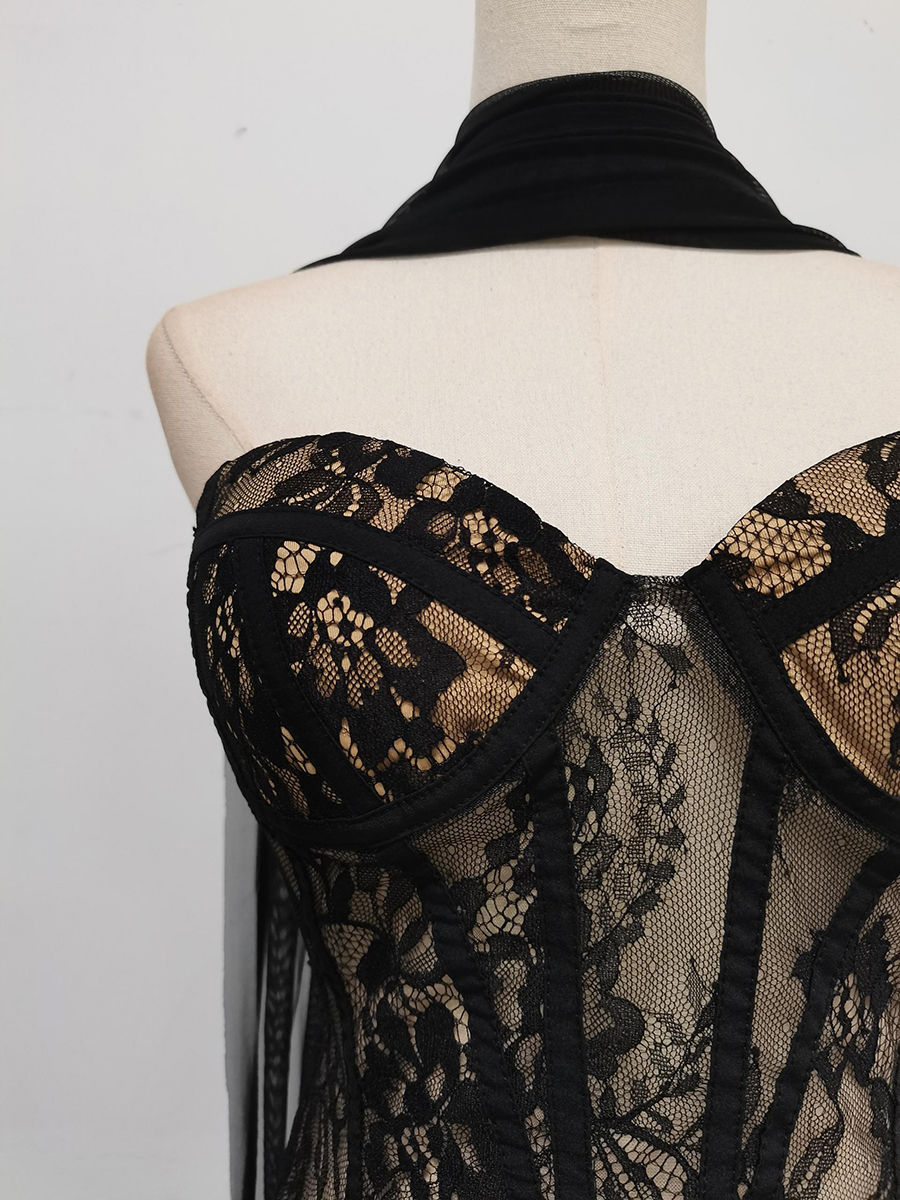 TWOTWINSTYLE Sleeveles Spliced Lace High Waist Sexy Dress