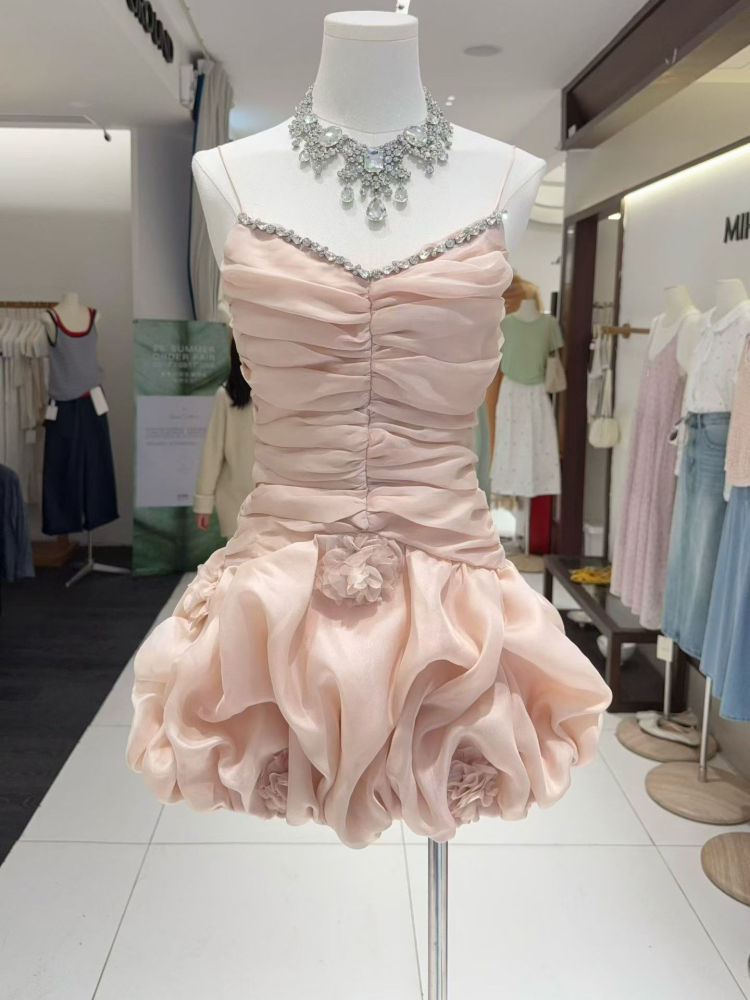 TWOTWINSTYLE Spliced 3D Flower Pleated Elegant Dress