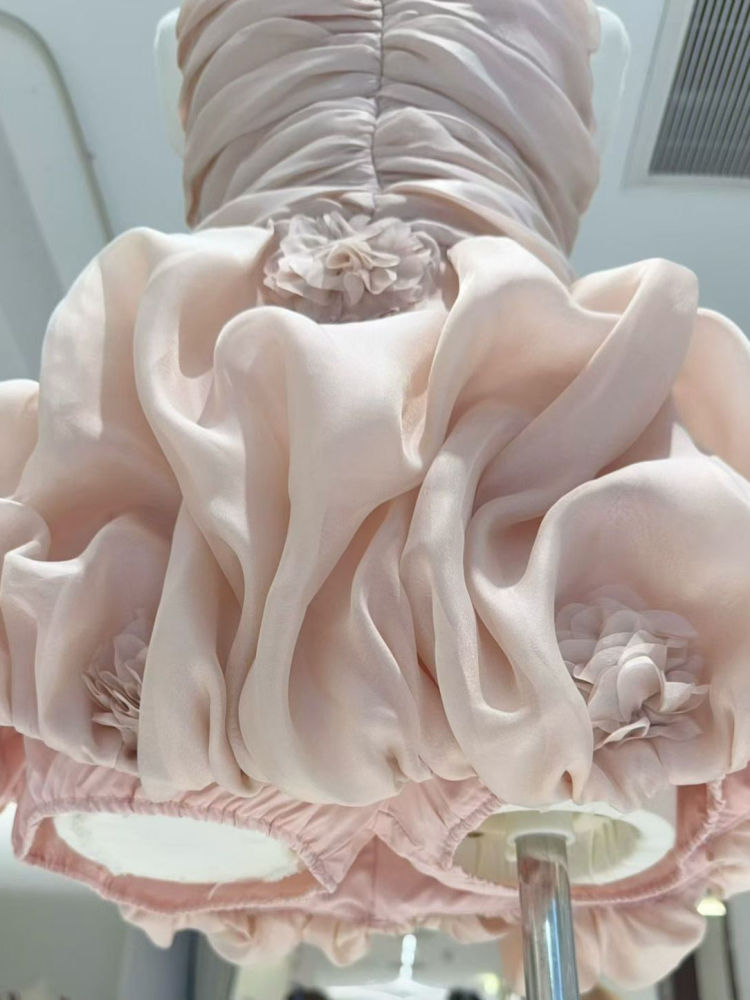 TWOTWINSTYLE Spliced 3D Flower Pleated Elegant Dress