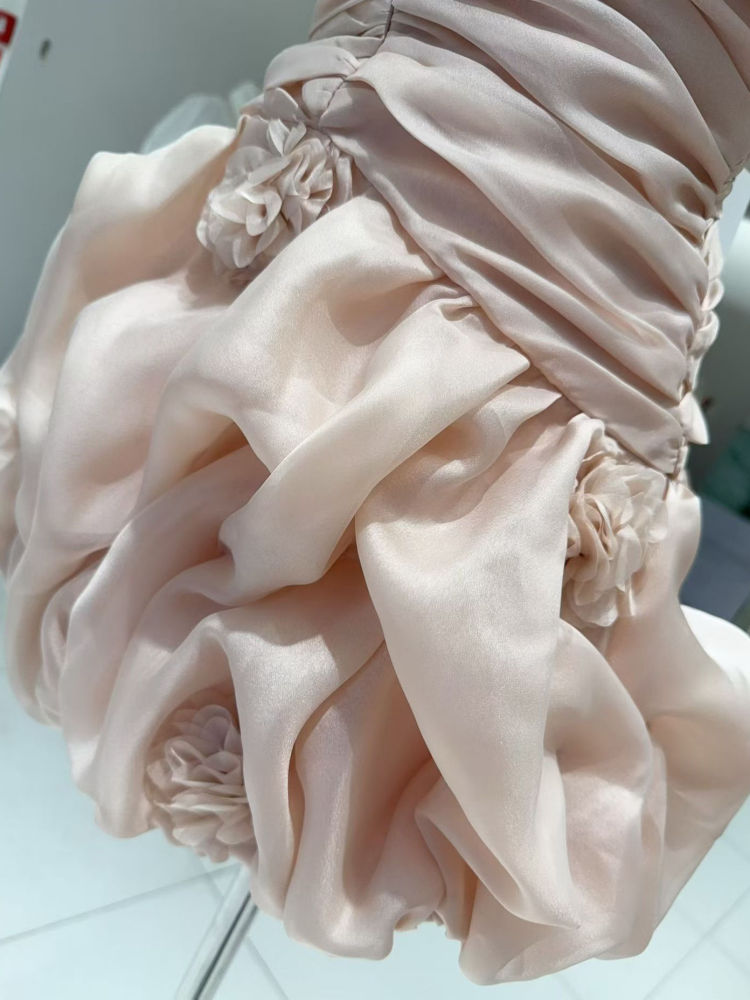 TWOTWINSTYLE Spliced 3D Flower Pleated Elegant Dress