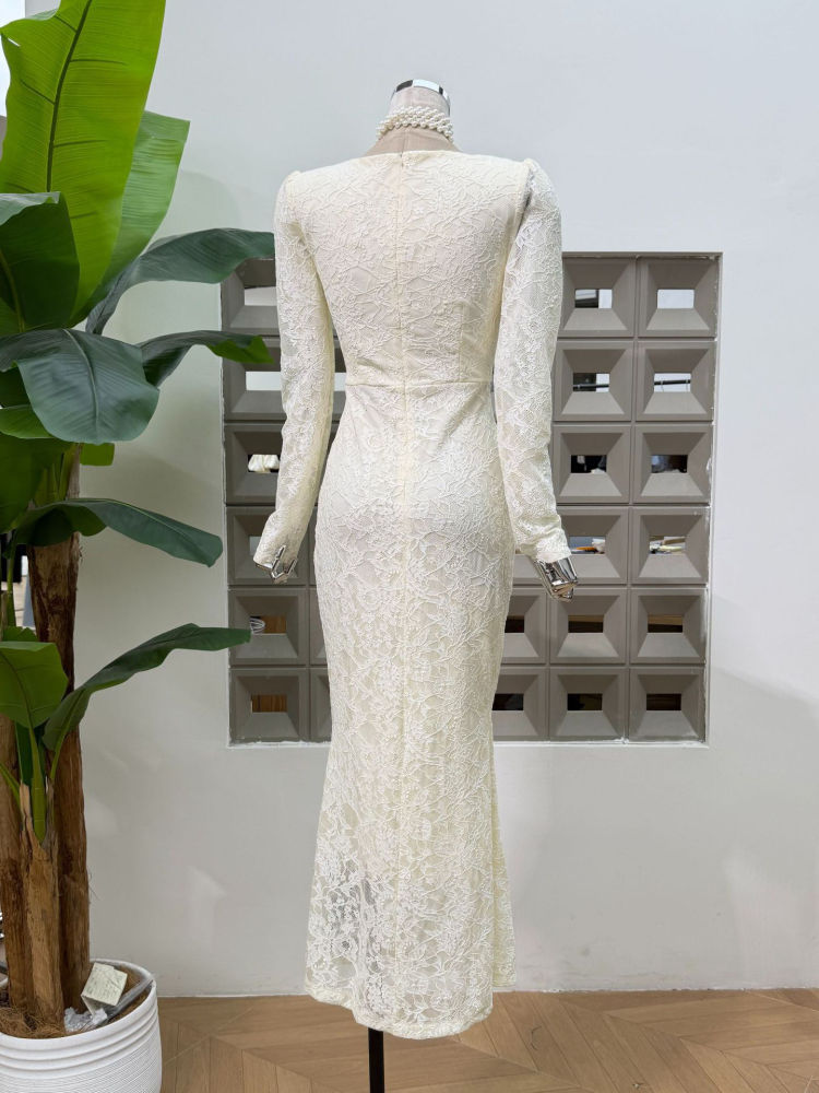 TWOTWINSTYLE Square Neckline Patchwork Lace Elegant Dress