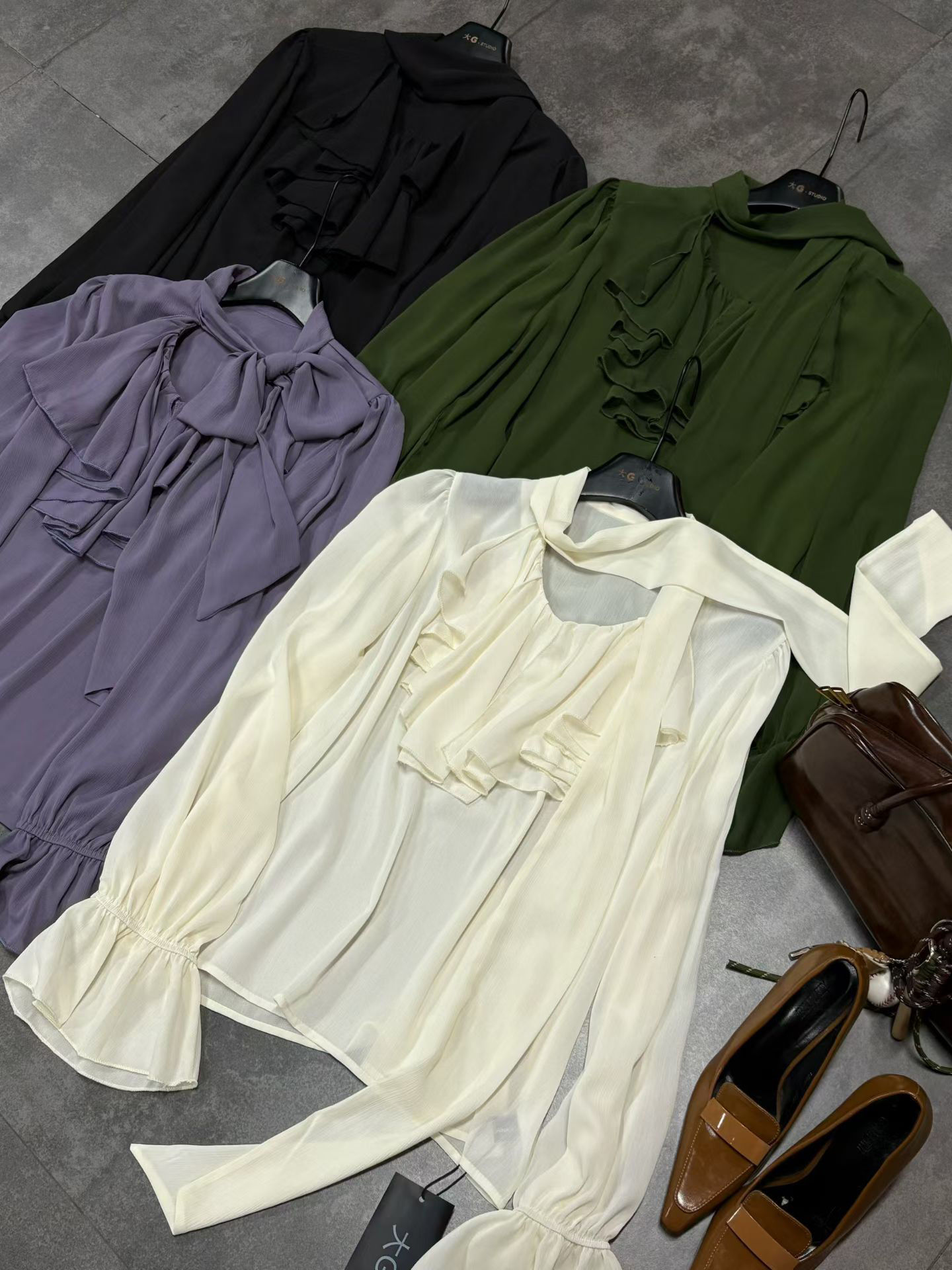TWOTWINSTYLE Solid Spliced Lace Up Bell Sleeve Casual Shirt