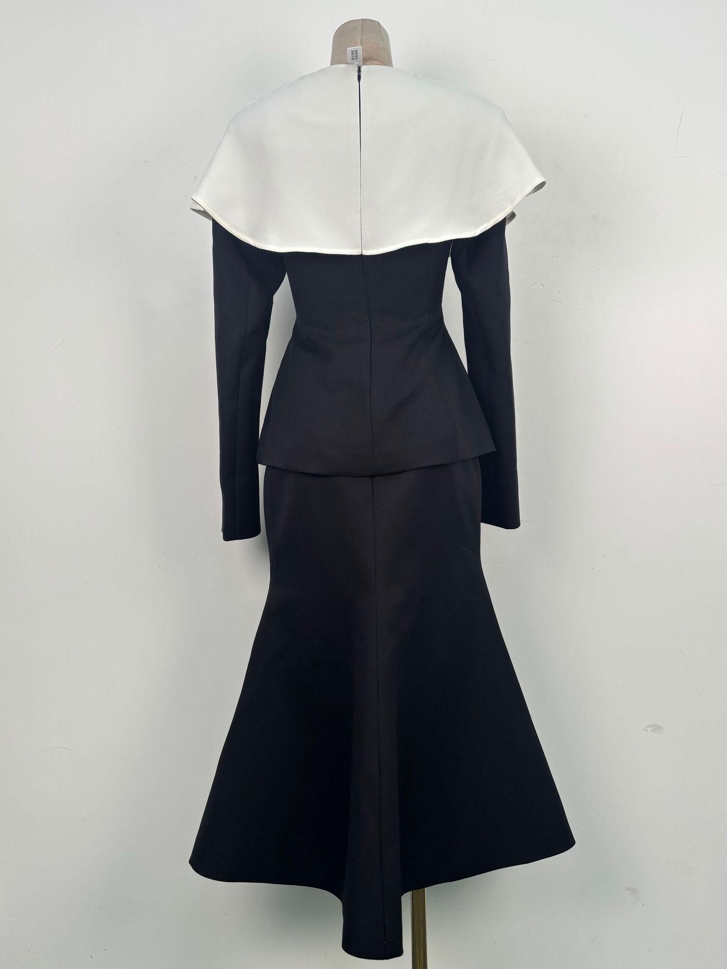 TWOTWINSTYLE V Neck Hit Color Tunic Top High Waist Skirt Elegant Dress
