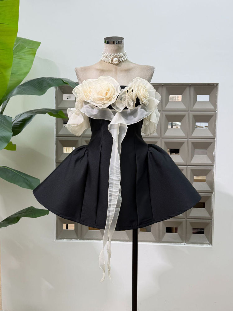 TWOTWINSTYLE  Off Shoulder Hit Color Spliced 3d Flower Elegant Dress