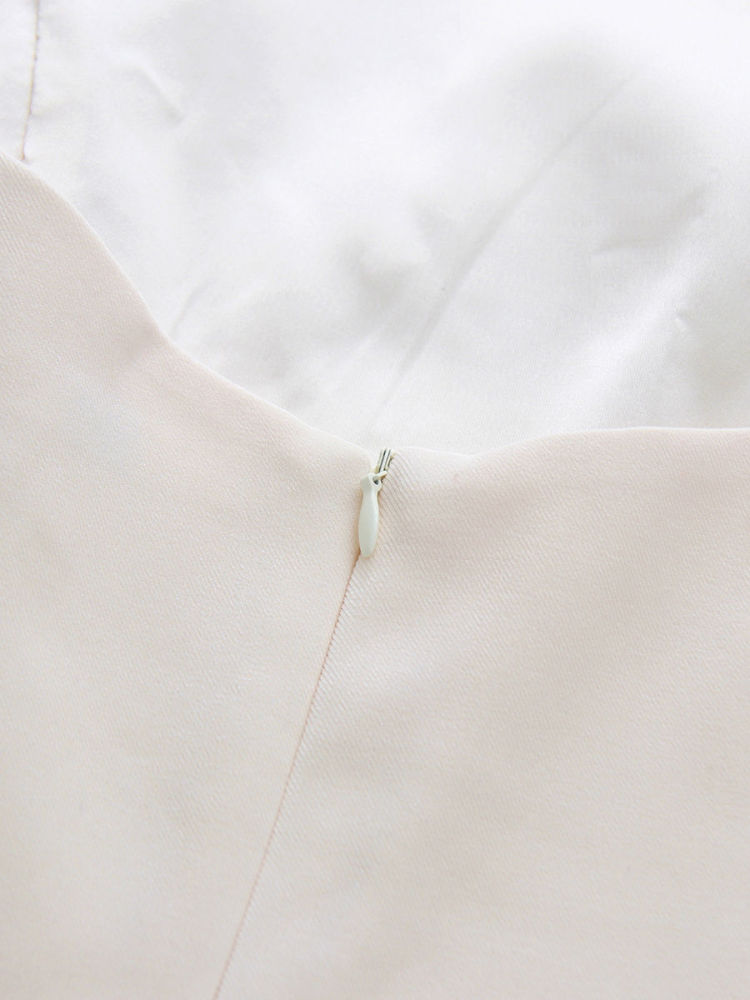 TWOTWINSTYLE Backless Sleeveles Spliced Belt Elegant Dress