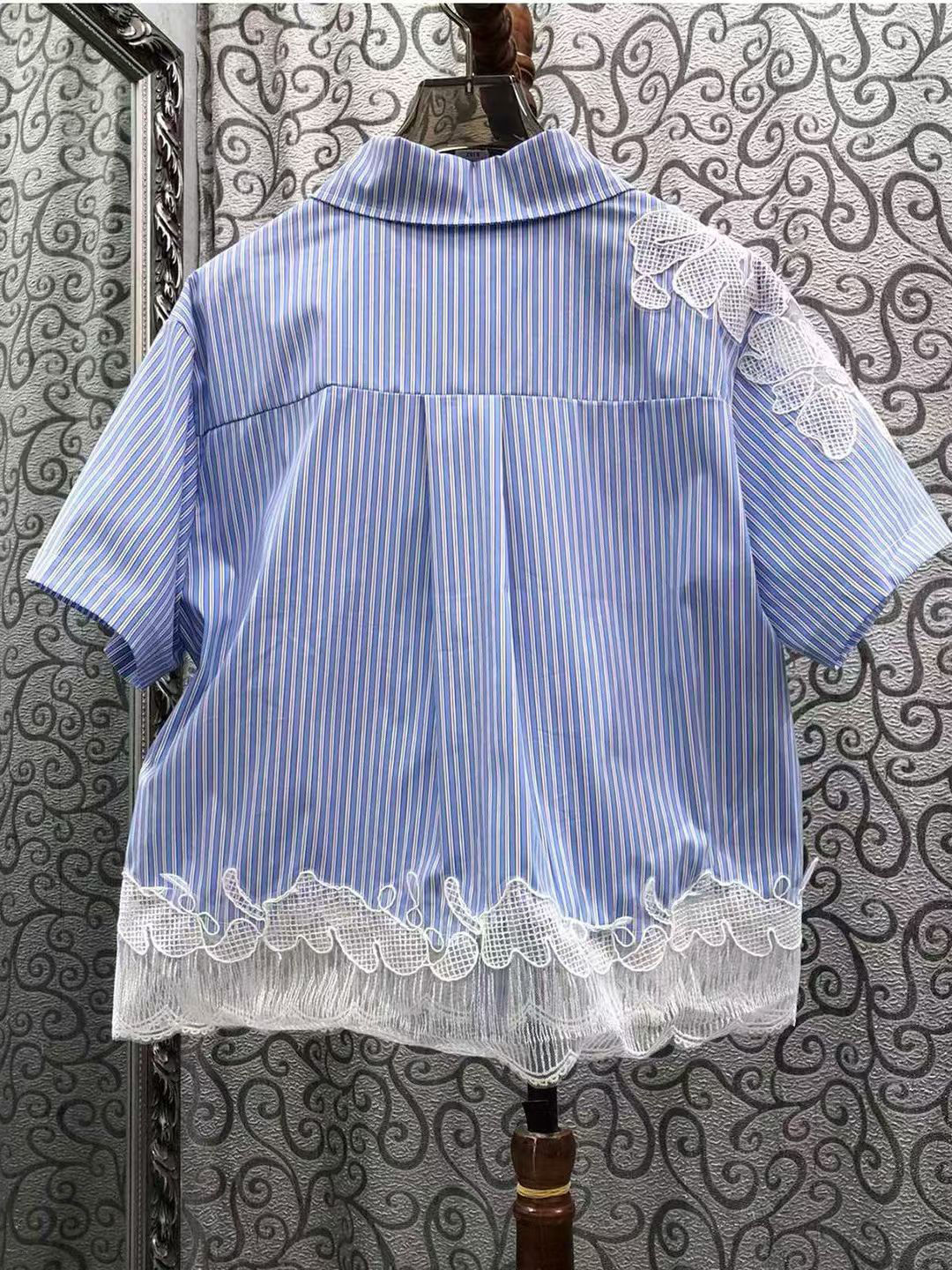 TWOTWINSTYLE Solid Lapel Patchwork Lace Casual Shirt