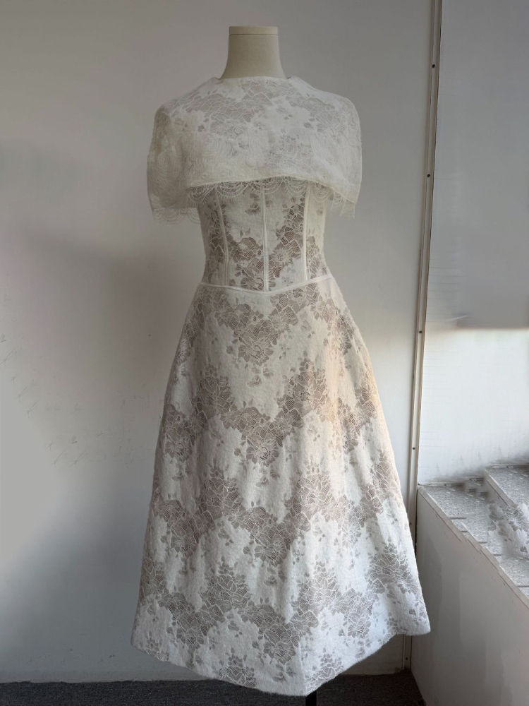 TWOTWINSTYLE Round Neck Patchwork Lace Tunic Elegant Dress