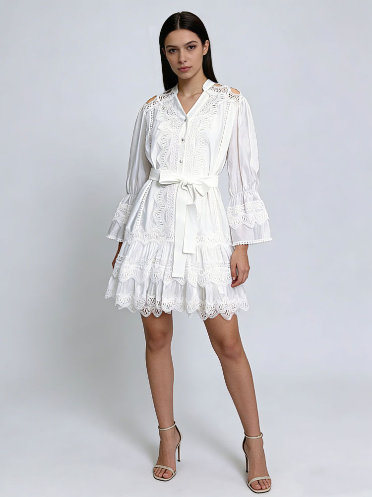 TWOTWINSTYLE V Neck Hollow Out Bell Sleeve Spliced Lace Vintage Dress