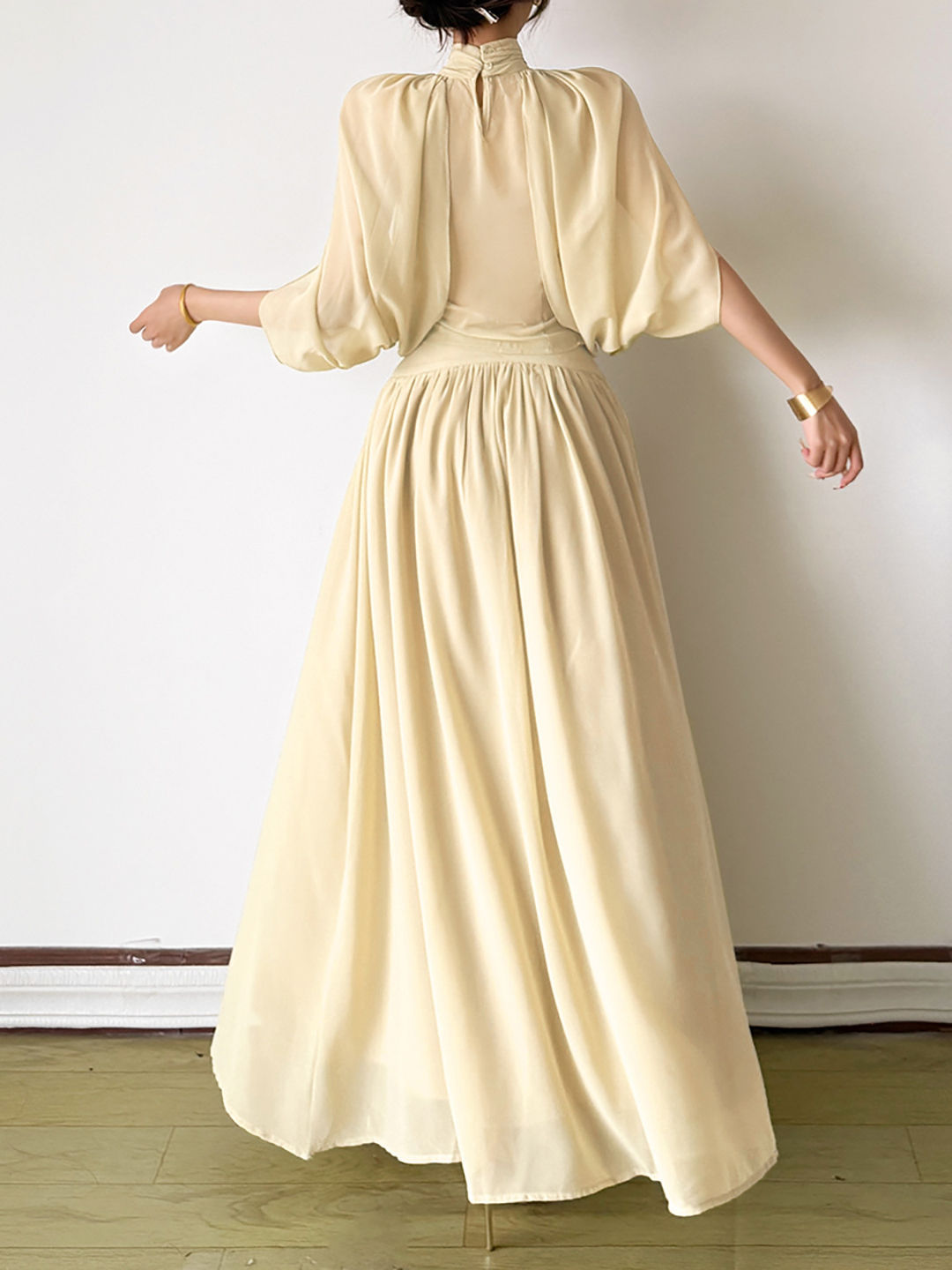 TWOTWINSTYLE Stand Collar Sleeveles Top Solid High Waist Skirt Elegant Set