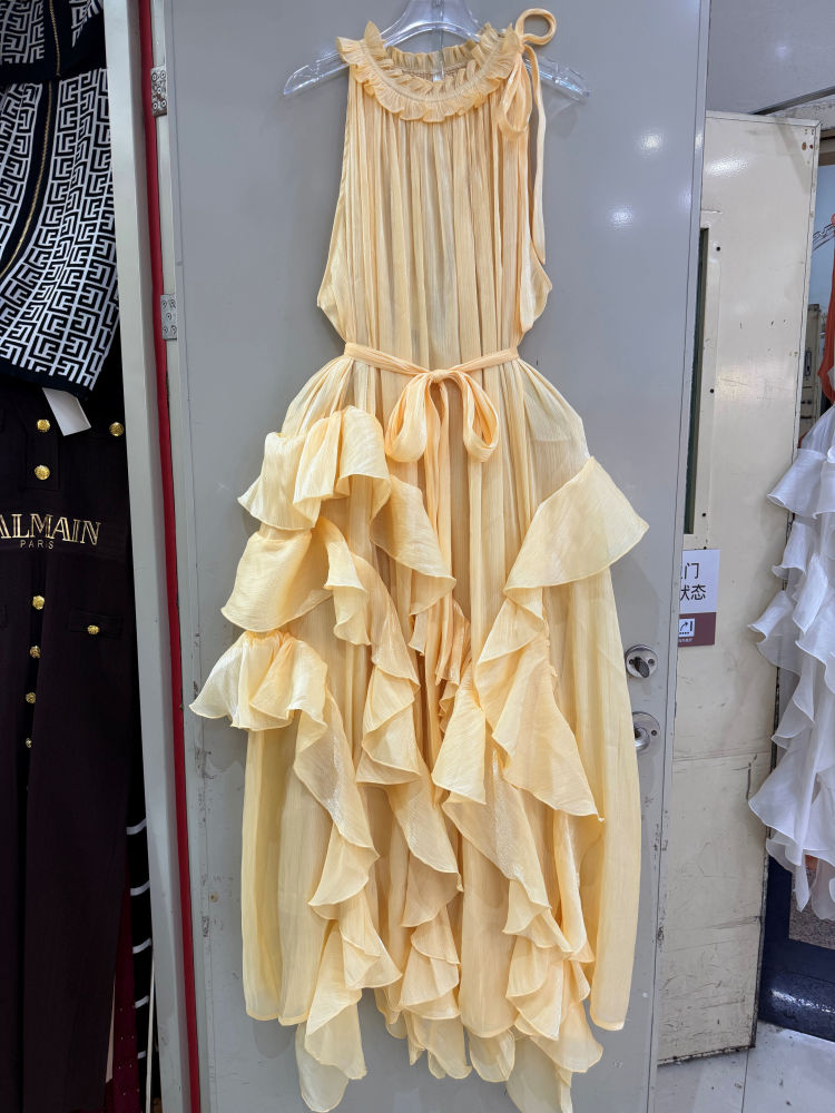 TWOTWINSTYLE Round Neck Spliced Ruffles High Waist Designer Dress
