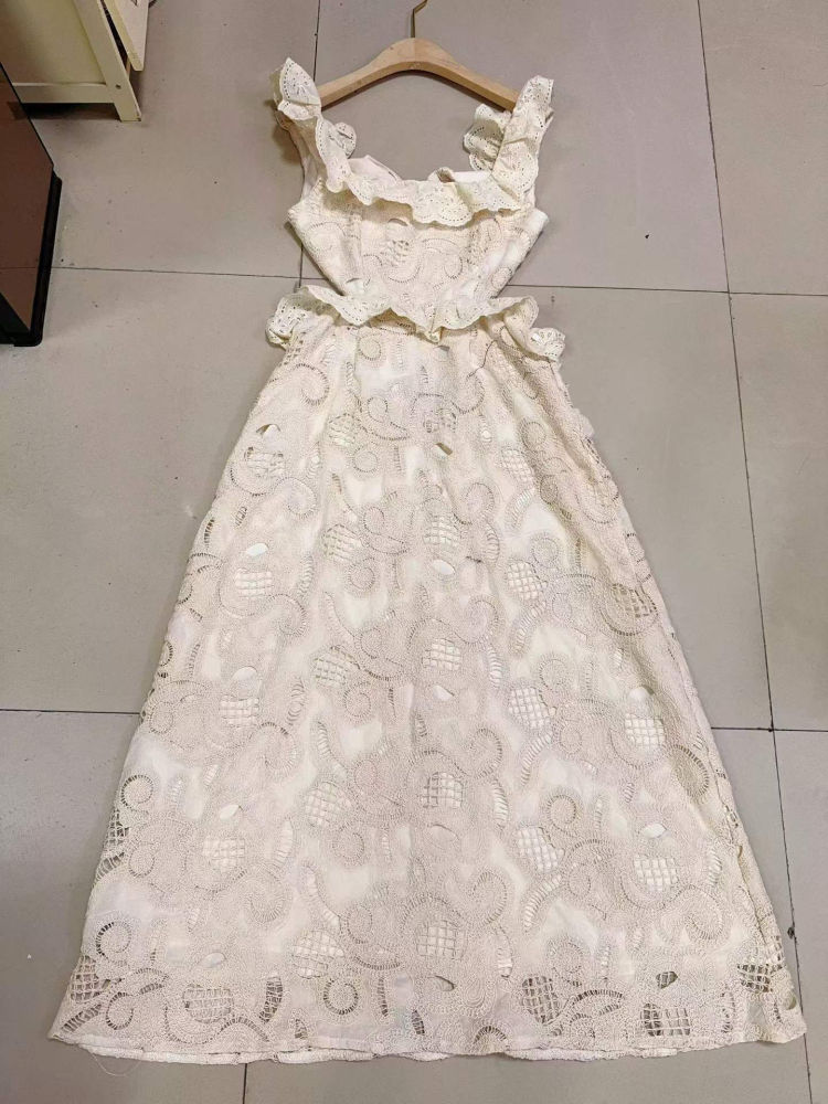 TWOTWINSTYLE Solid Sleeveles Hollow Out Patchwork Lace Elegant Dress